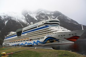 Mit der AIDAluna in den Fjorden Norwegens