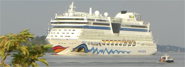 AIDAbella ab Hamburg